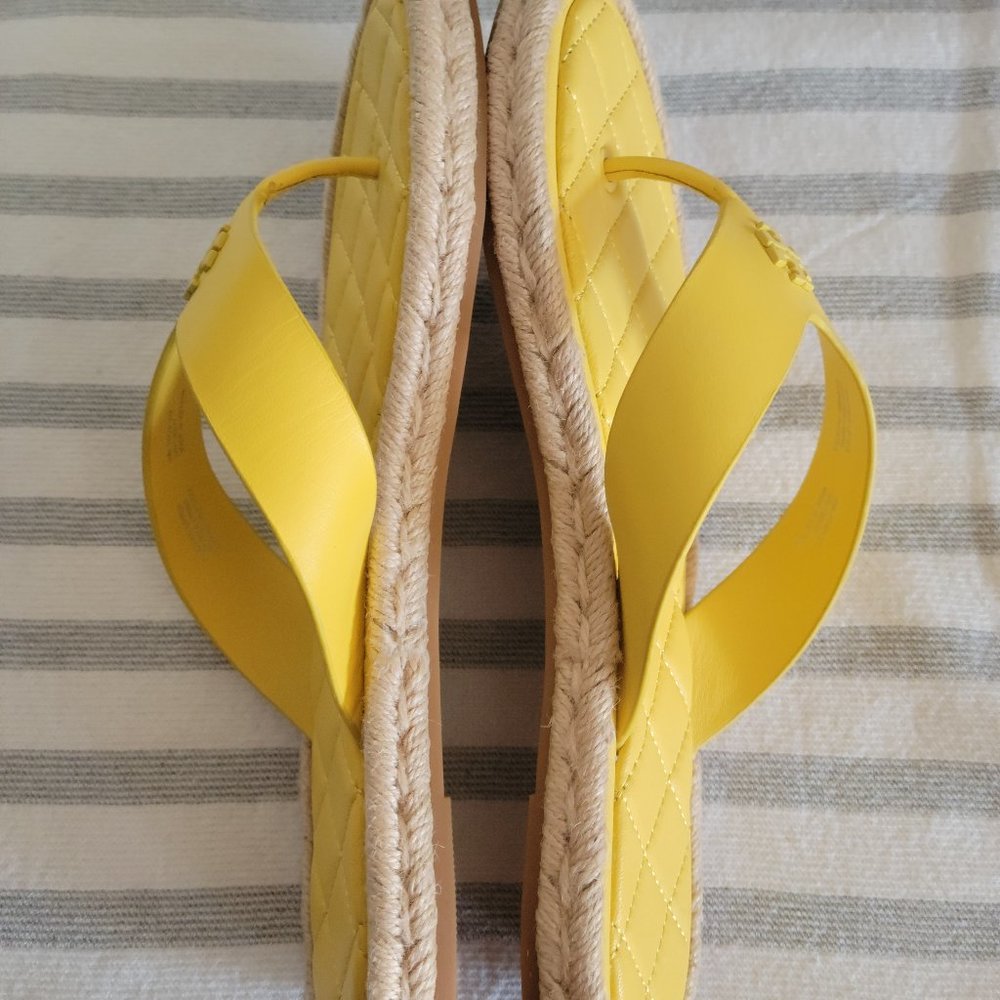 Tory Burch NIB Quilted Espadrille Thong Sandals - Picture 8 of 14